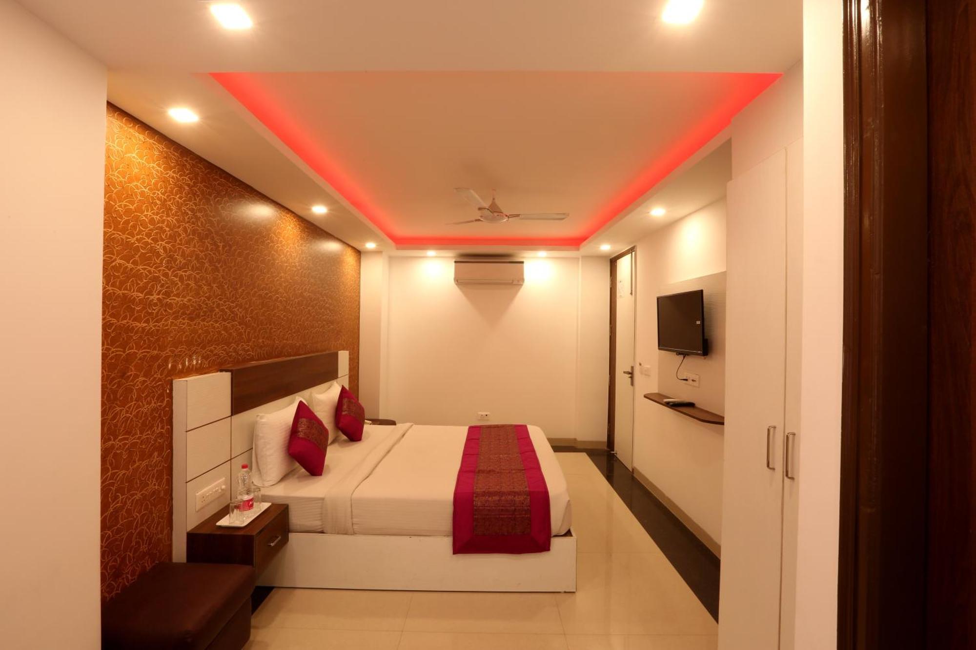 Airport Hotel Mayank Residency Nova Deli Exterior foto