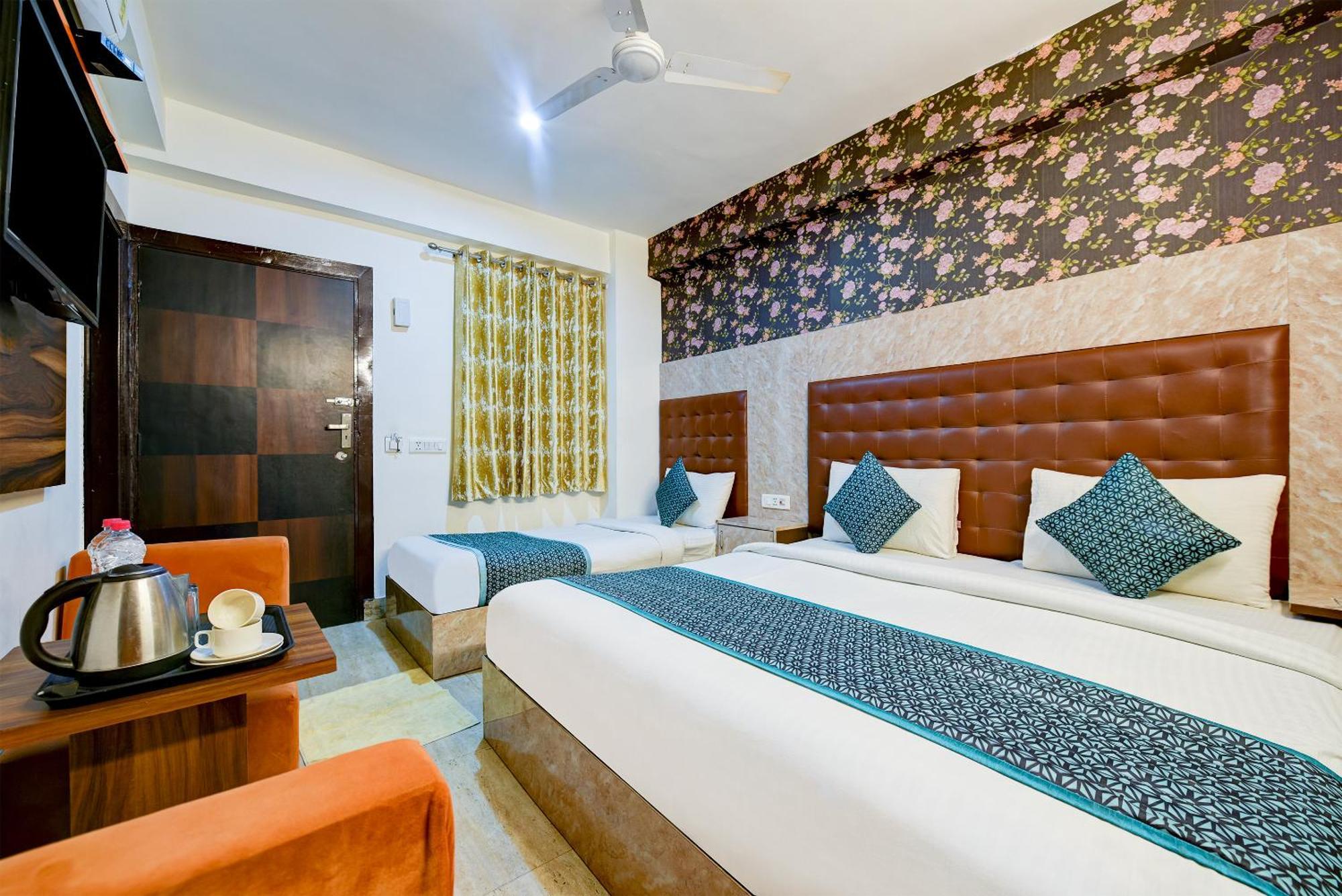 Airport Hotel Mayank Residency Nova Deli Exterior foto