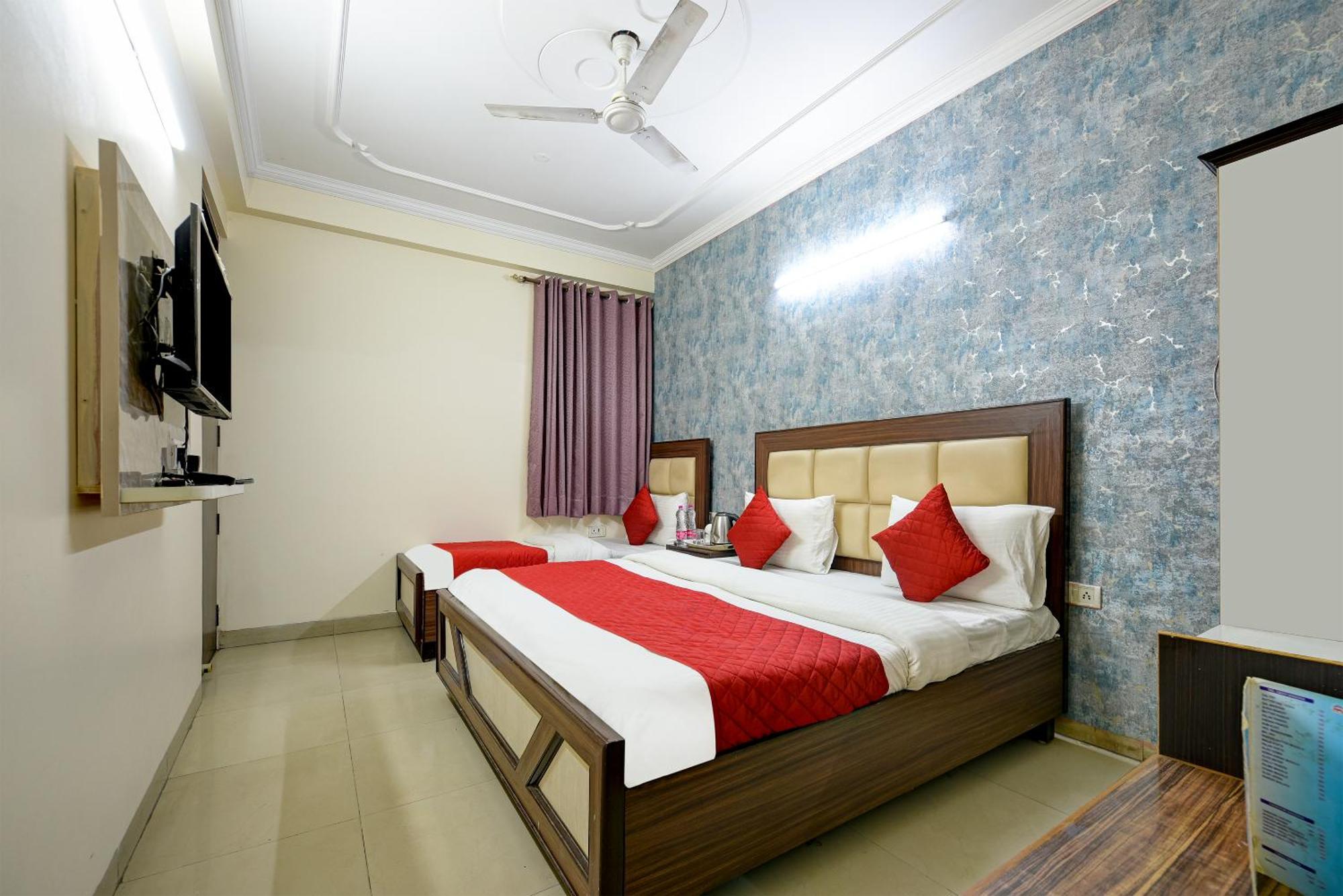 Airport Hotel Mayank Residency Nova Deli Exterior foto