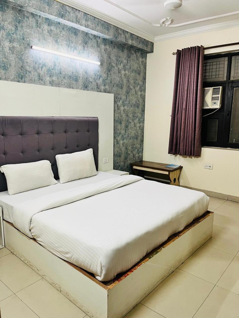 Airport Hotel Mayank Residency Nova Deli Exterior foto